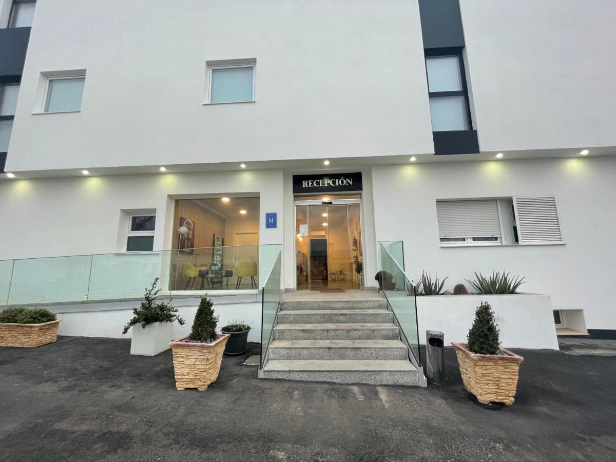 Hotel Ibi Luaran gambar