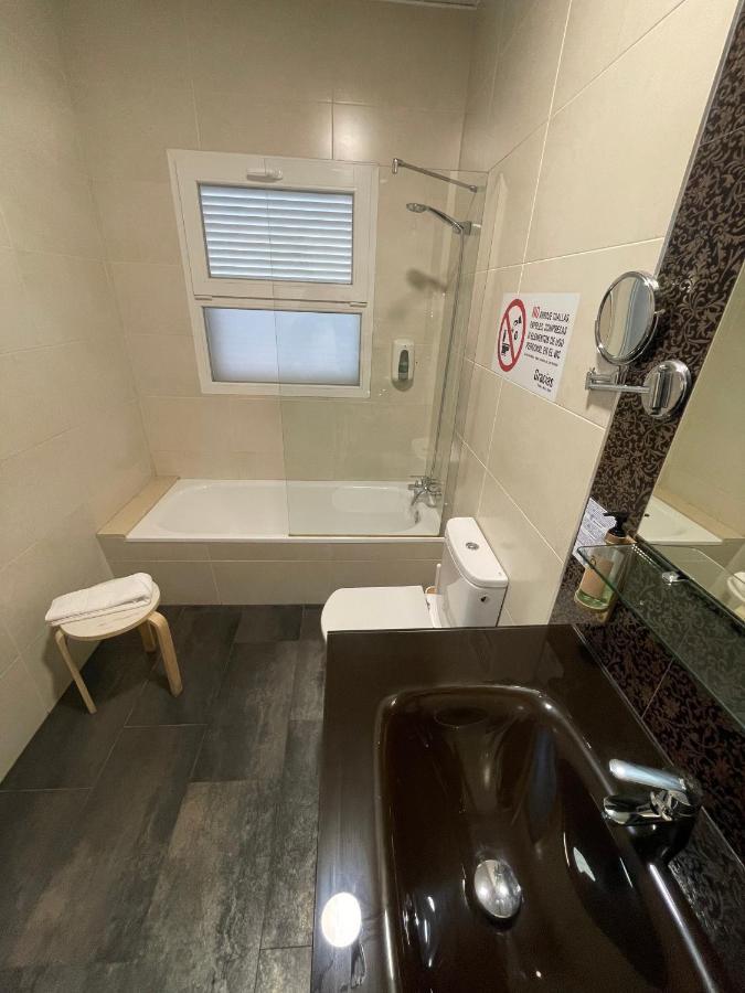 Hotel Ibi Luaran gambar