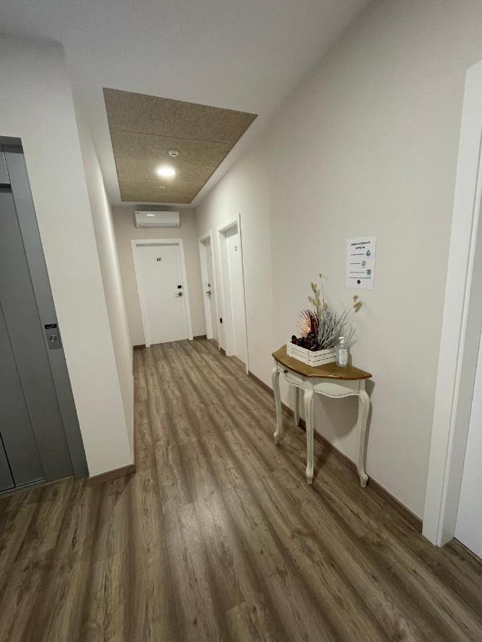 Hotel Ibi Luaran gambar