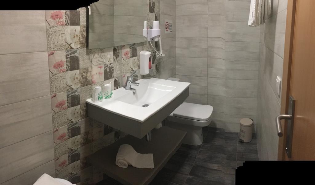 Hotel Ibi Luaran gambar