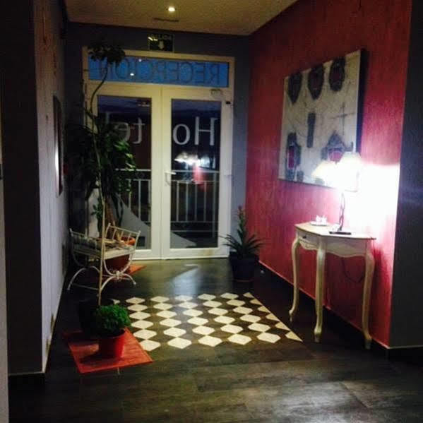 Hotel Ibi Luaran gambar
